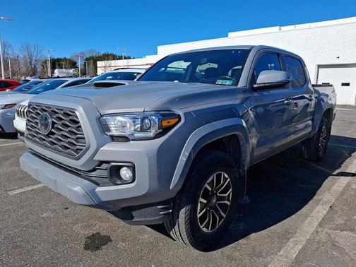 2020 Toyota Tacoma TRD Sport
