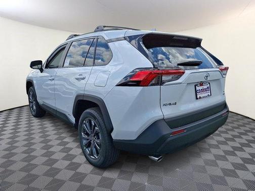 2025 Toyota RAV4 Hybrid XLE Premium