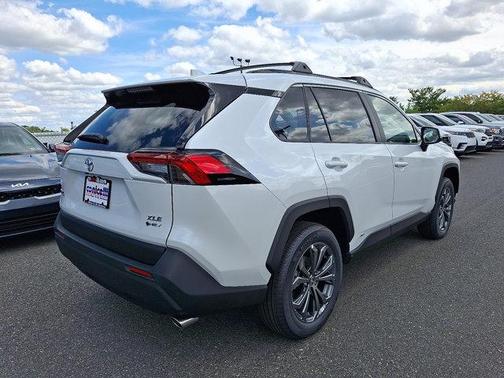 2025 Toyota RAV4 Hybrid XLE Premium