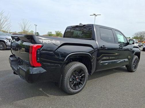 2025 Toyota Tundra Hybrid Platinum