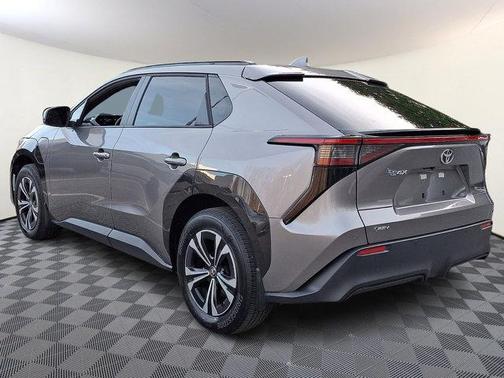 2024 Toyota bZ4X XLE