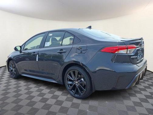 2025 Toyota Corolla Hybrid SE