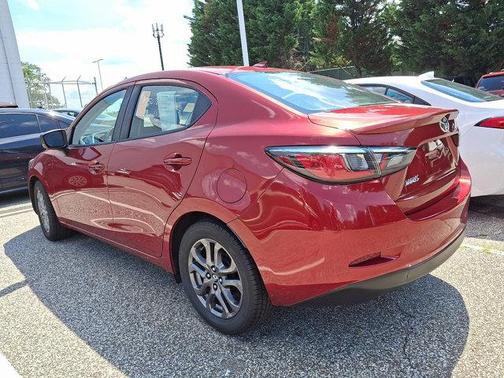 2019 Toyota Yaris Sedan L