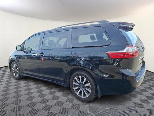 2020 Toyota Sienna Limited