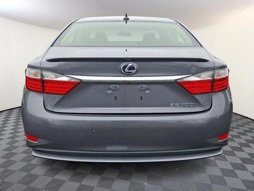 2014 Lexus ES 300h Base