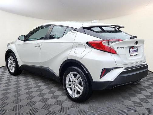 2021 Toyota C-HR LE