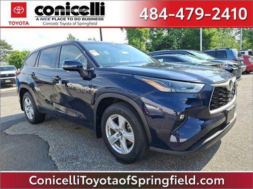 2022 Toyota Highlander LE