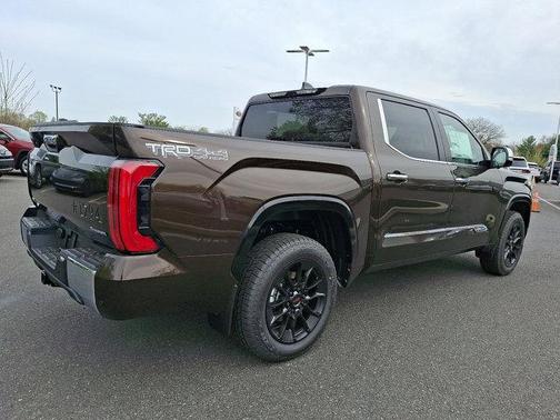 2025 Toyota Tundra Hybrid 1794 Edition