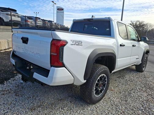 2025 Toyota Tacoma TRD Off Road
