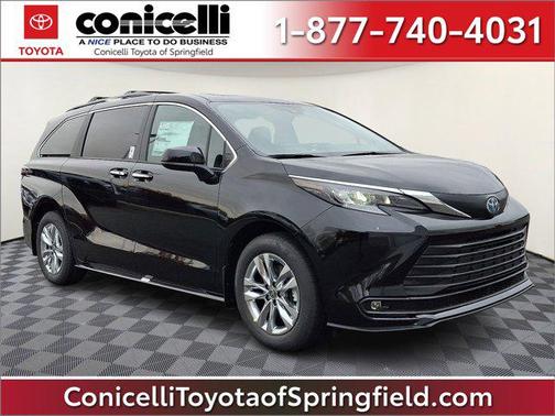 2025 Toyota Sienna XLE