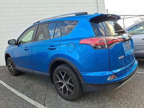 2018 Toyota RAV4 SE