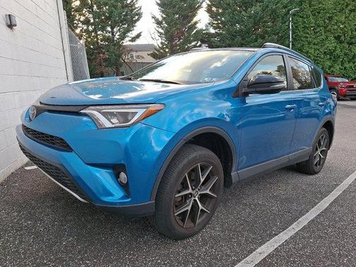 2018 Toyota RAV4 SE