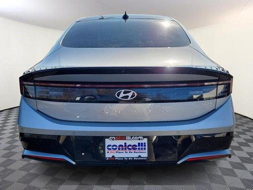 2024 Hyundai SONATA Hybrid Limited