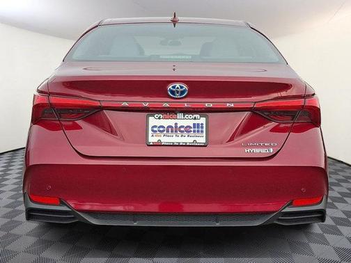 2020 Toyota Avalon Hybrid Limited