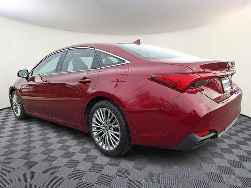 2020 Toyota Avalon Hybrid Limited