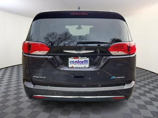 2018 Chrysler Pacifica Hybrid Touring L