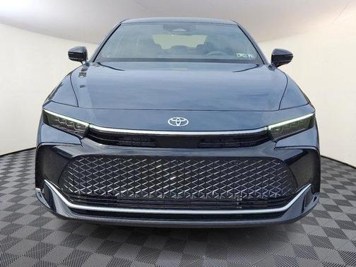 2026 Toyota Crown Platinum