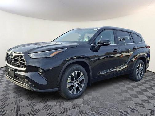 2026 Toyota Highlander XLE