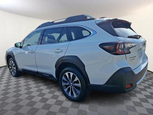 2023 Subaru Outback Touring