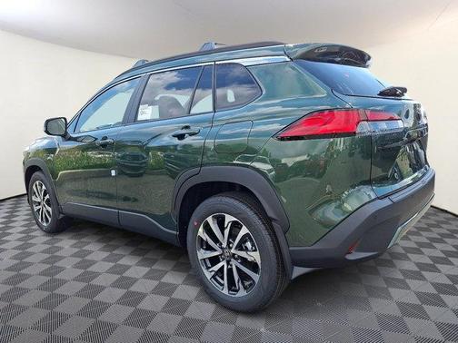 2025 Toyota Corolla Cross XLE