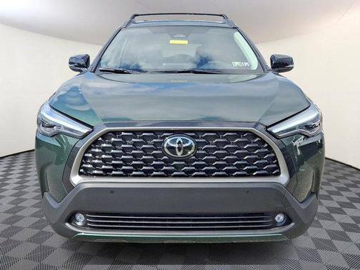 2025 Toyota Corolla Cross XLE