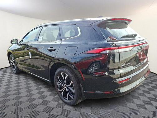 2025 Toyota Crown Signia Limited