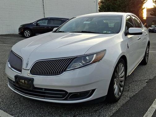 2014 Lincoln MKS Base