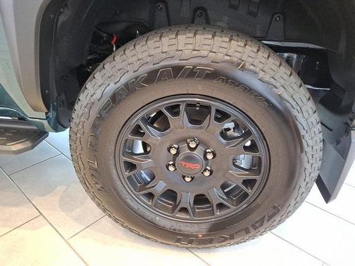 2025 Toyota 4Runner TRD Off Road