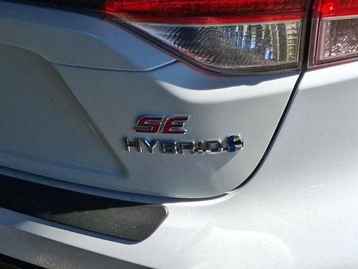 2024 Toyota Corolla Hybrid SE
