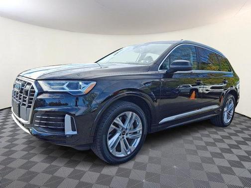 2023 Audi Q7 55 Premium Plus