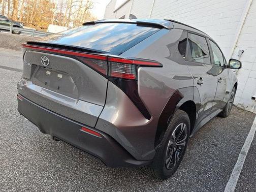 2025 Toyota bZ4X XLE