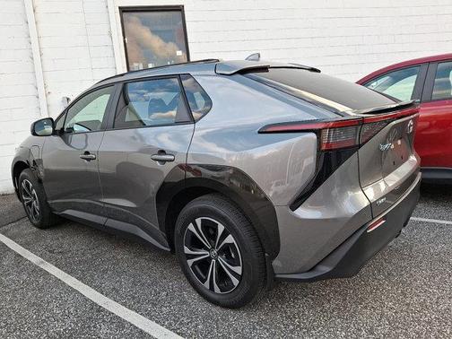 2025 Toyota bZ4X XLE
