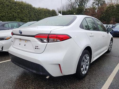 2025 Toyota Corolla Hybrid LE