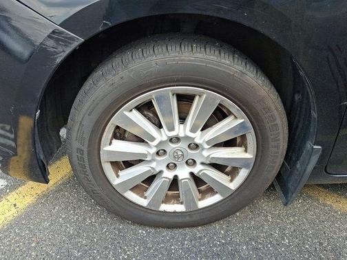 2017 Toyota Sienna LE