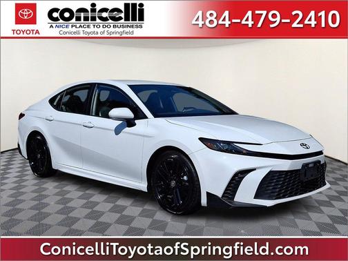 Ice Cap 2025 Toyota Camry SE