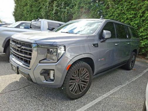 2021 GMC Yukon XL 4WD AT4