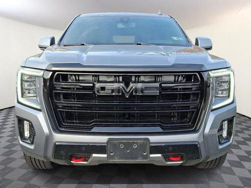 2021 GMC Yukon XL 4WD AT4