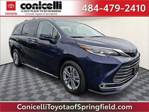 2022 Toyota Sienna Platinum 7 Passenger
