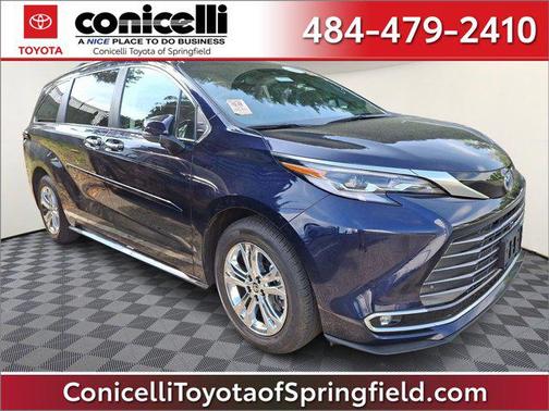 2022 Toyota Sienna Platinum 7 Passenger