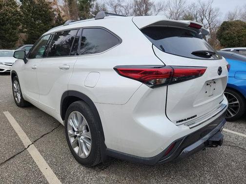 2022 Toyota Highlander Limited