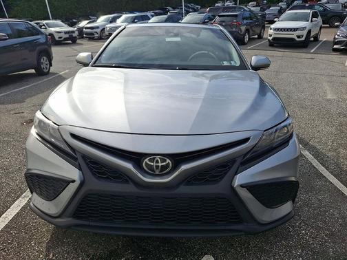 Midnight Black Metallic 2024 Toyota Camry SE