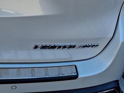 2019 Toyota Highlander Limited Platinum