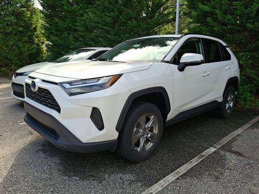 Ice Cap 2023 Toyota RAV4 Hybrid XLE