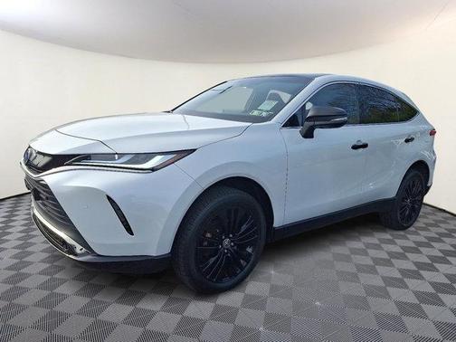 2023 Toyota Venza XLE