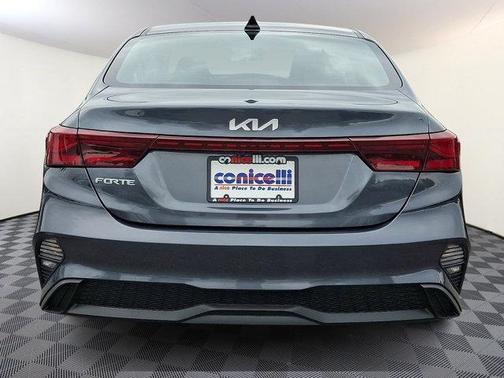 2022 Kia Forte LXS