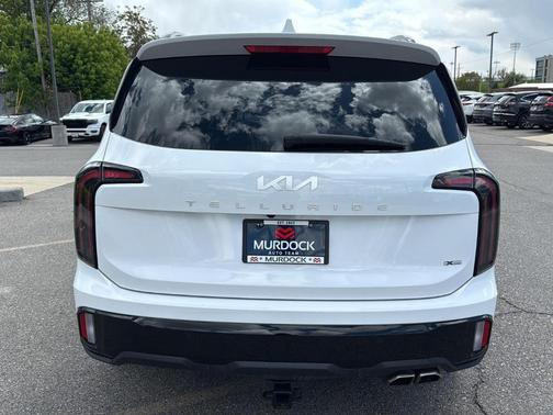 White 2024 Kia Telluride EX X-Line