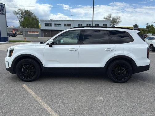 White 2024 Kia Telluride EX X-Line