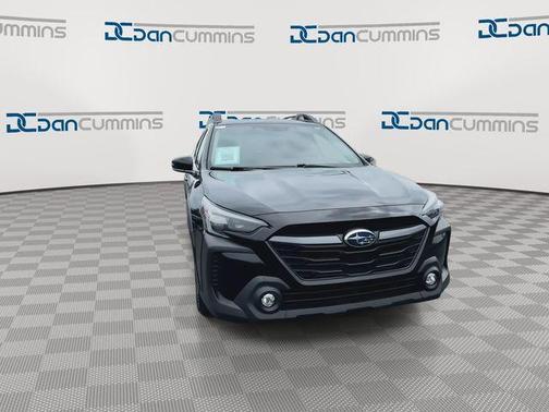 Crystal Black Silica 2023 Subaru Outback Premium