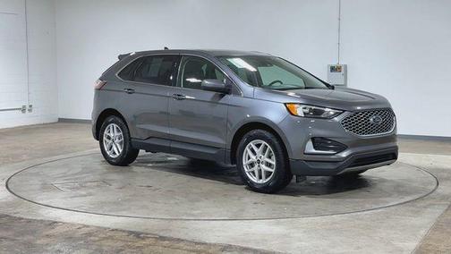 Gray Metallic 2023 Ford Edge SEL