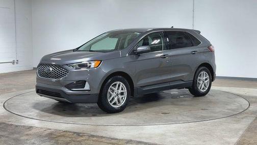 Gray Metallic 2023 Ford Edge SEL